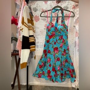 Brand; Betsey Johnson. Floral dress. Size: 4.